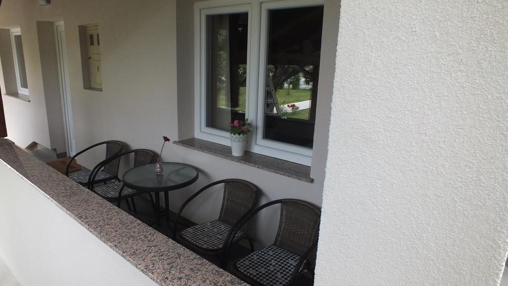 Guest House Ema Grabovac  Bagian luar foto
