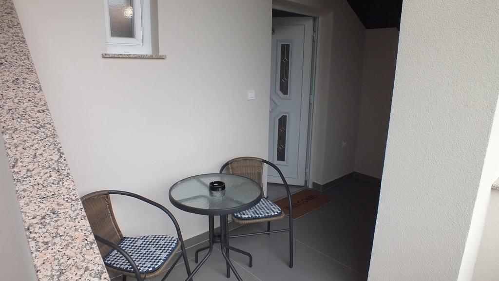 Guest House Ema Grabovac  Bagian luar foto