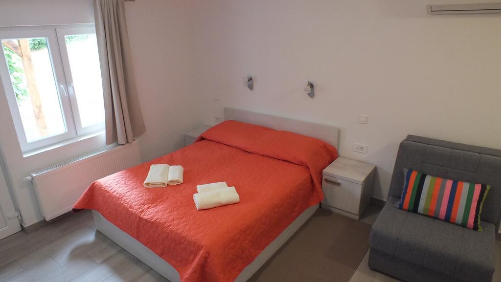 Guest House Ema Grabovac  Bagian luar foto
